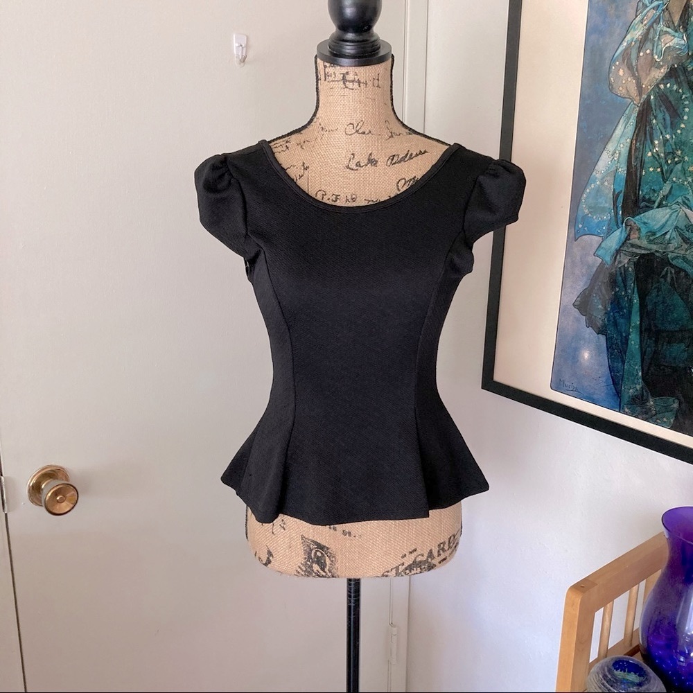 la vie 89 peplum top S